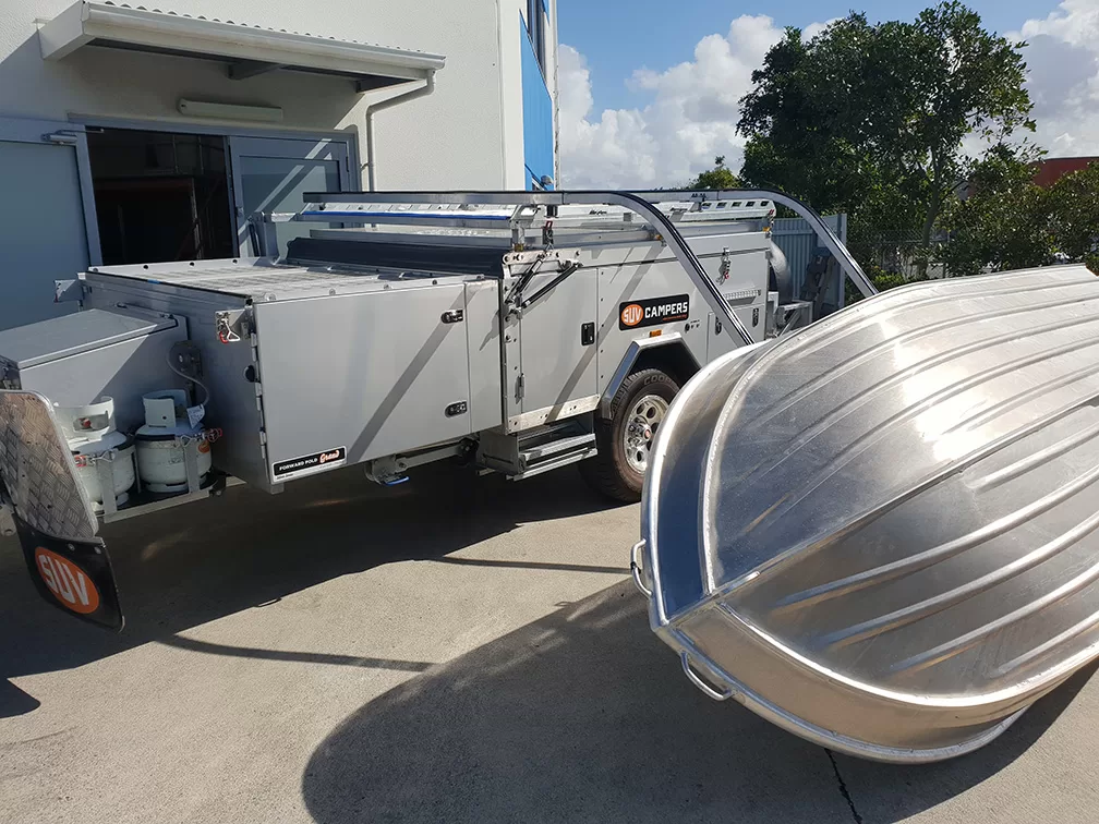 BoatHoist-SideWinder-boat-loader-on-camper-trailer-medium BoatHoist-SideWinder-boat-loader-on-camper-trailer-medium